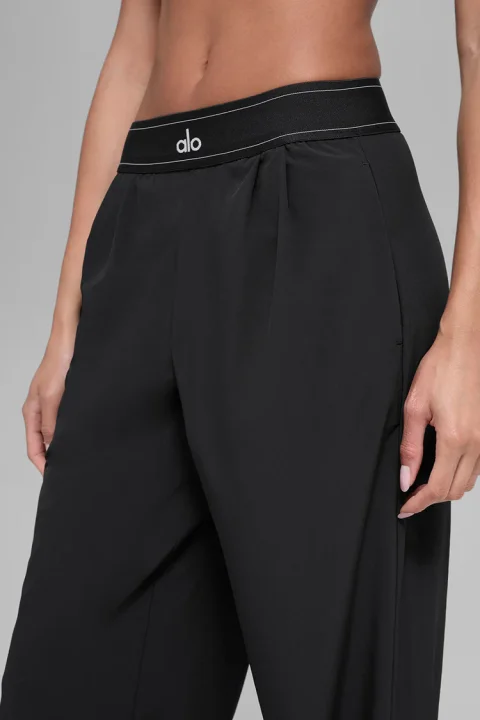 Alo Yoga Suit Up Trouser