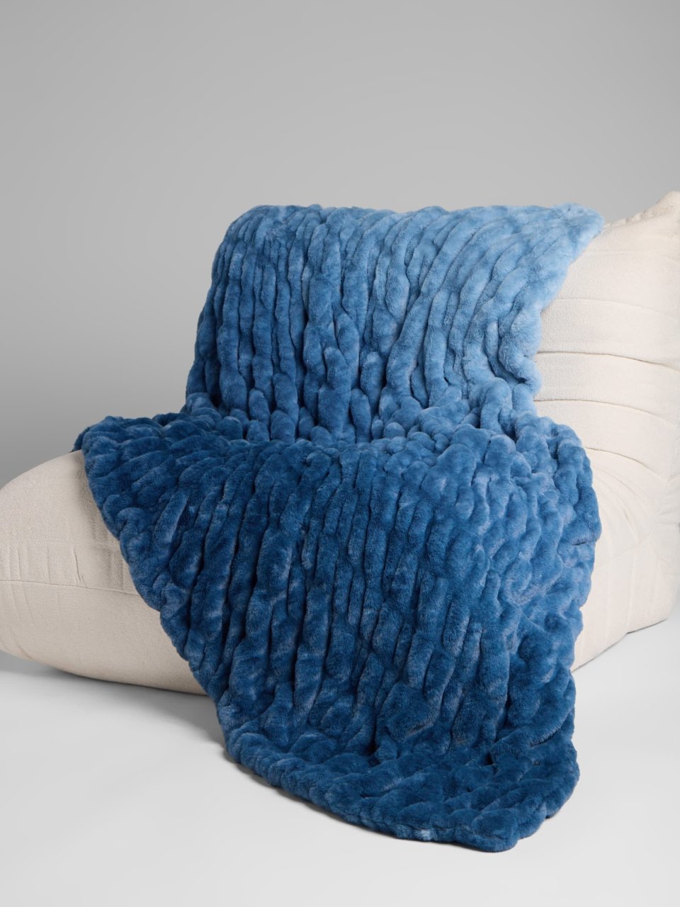 Buy Dreamer Blanket Online | Ultra Soft Luxury Cozy Blanket for All-Season Comfort